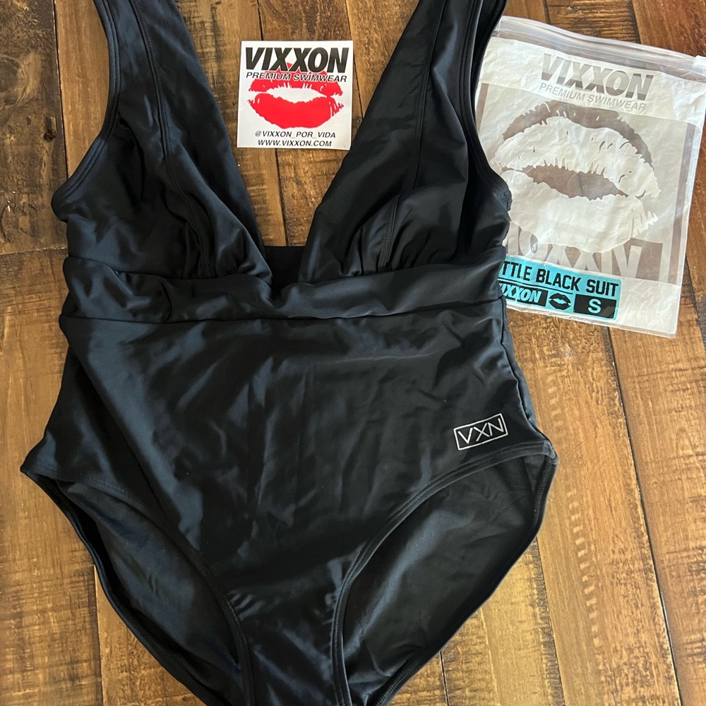 Vixxon bathing suit